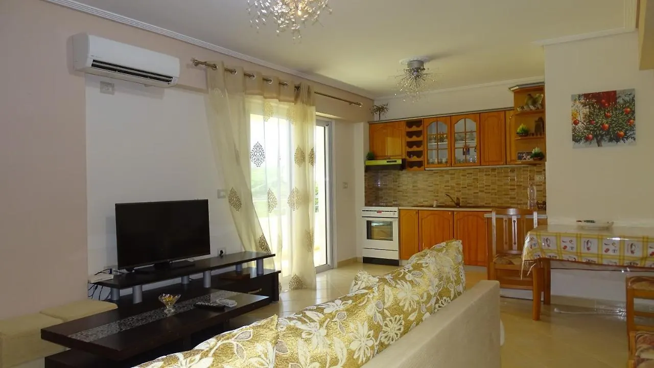 Cozy Central Apartment Ksamil Albania